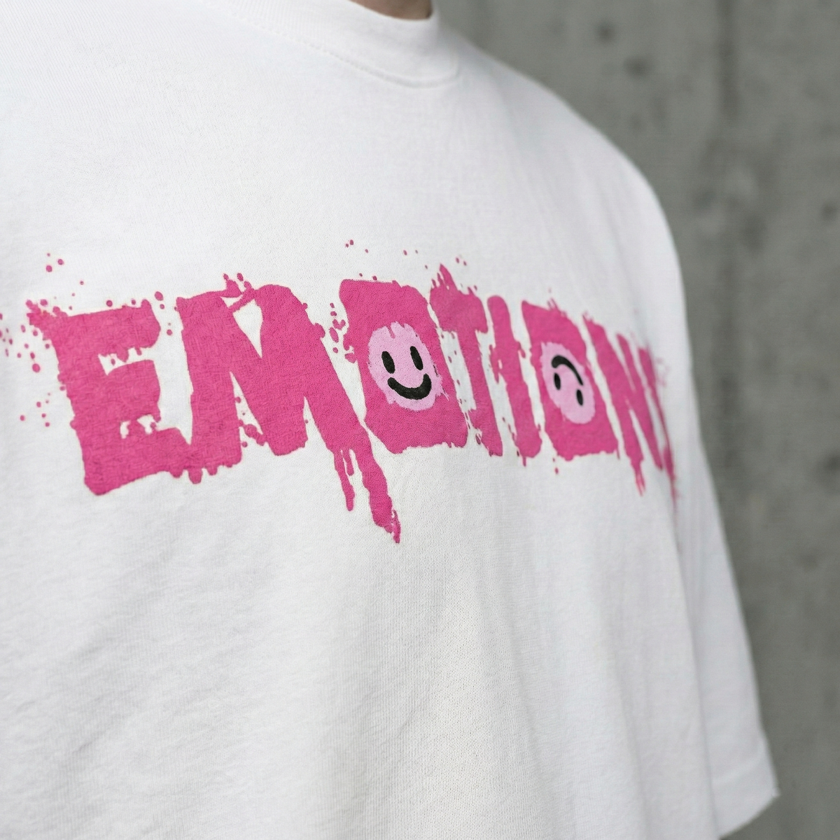 EMOTIONS – Oversized T-Shirt