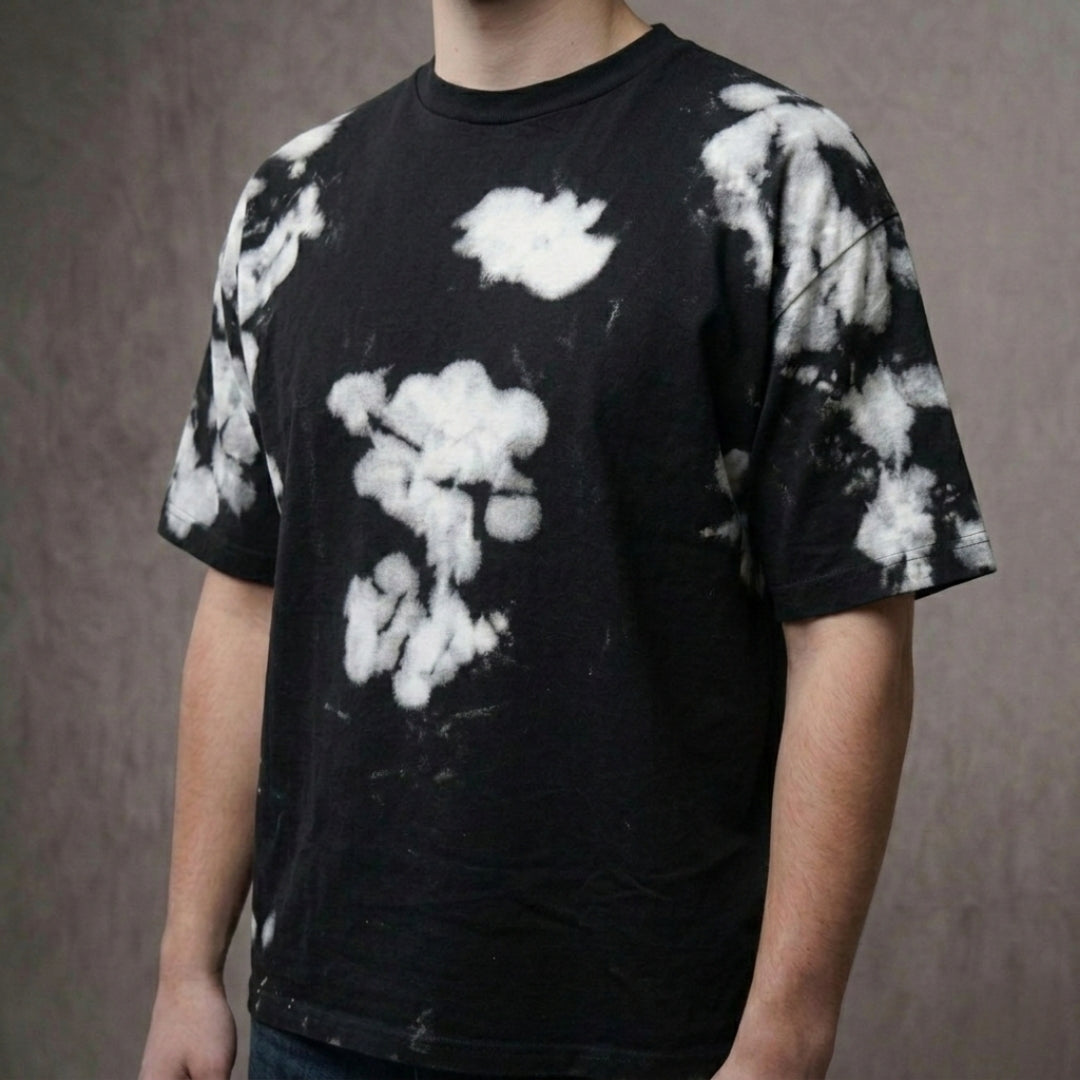 HOLD ME  – Blast Wash Oversized Puff Print T-Shirt