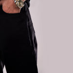 Classic Black – Straight Fit Denim