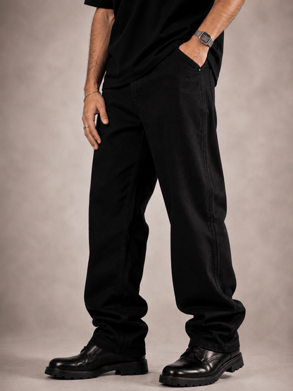 Classic Black – Straight Fit Denim