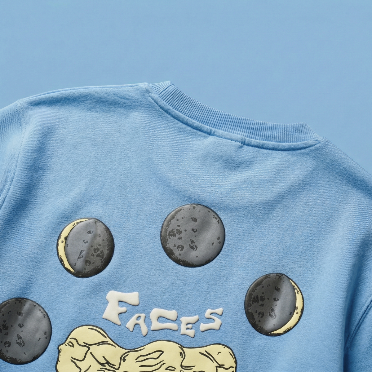 MOON FACE - Oversized Puff Print T-Shirt